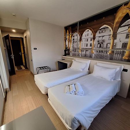 B＆B ホテル ウーディネ エクステリア 写真
